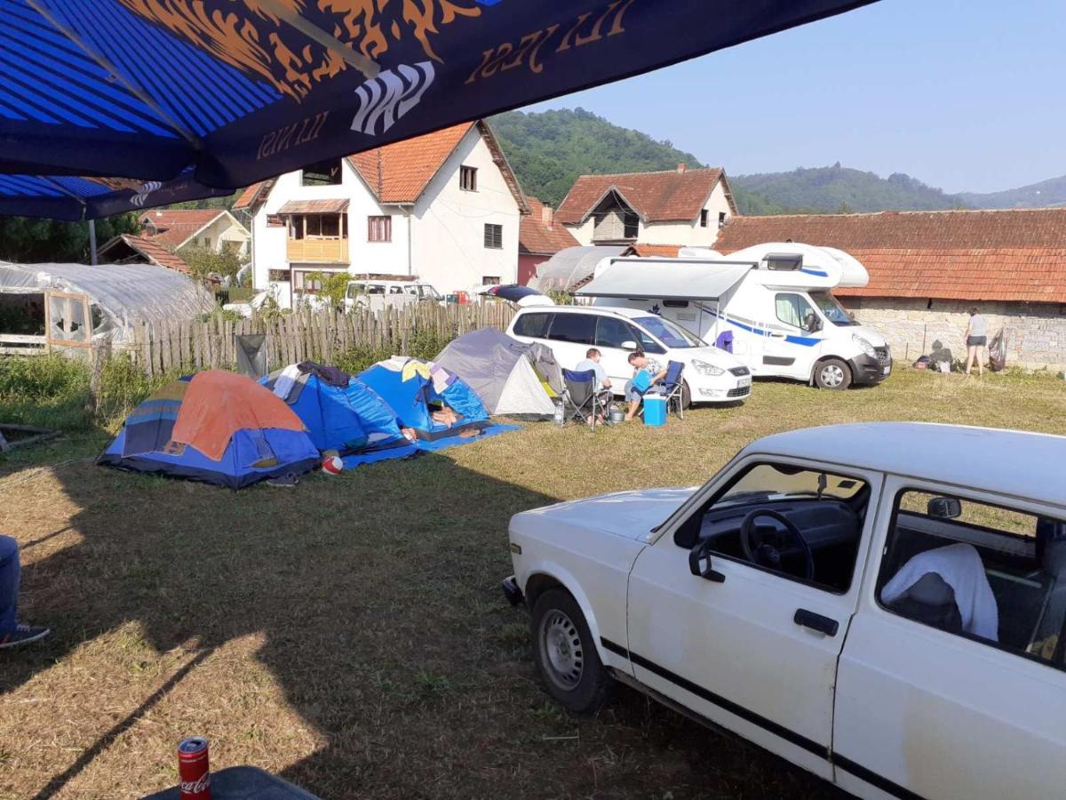Dragacevska Avlija - Camp Guča Exterior foto